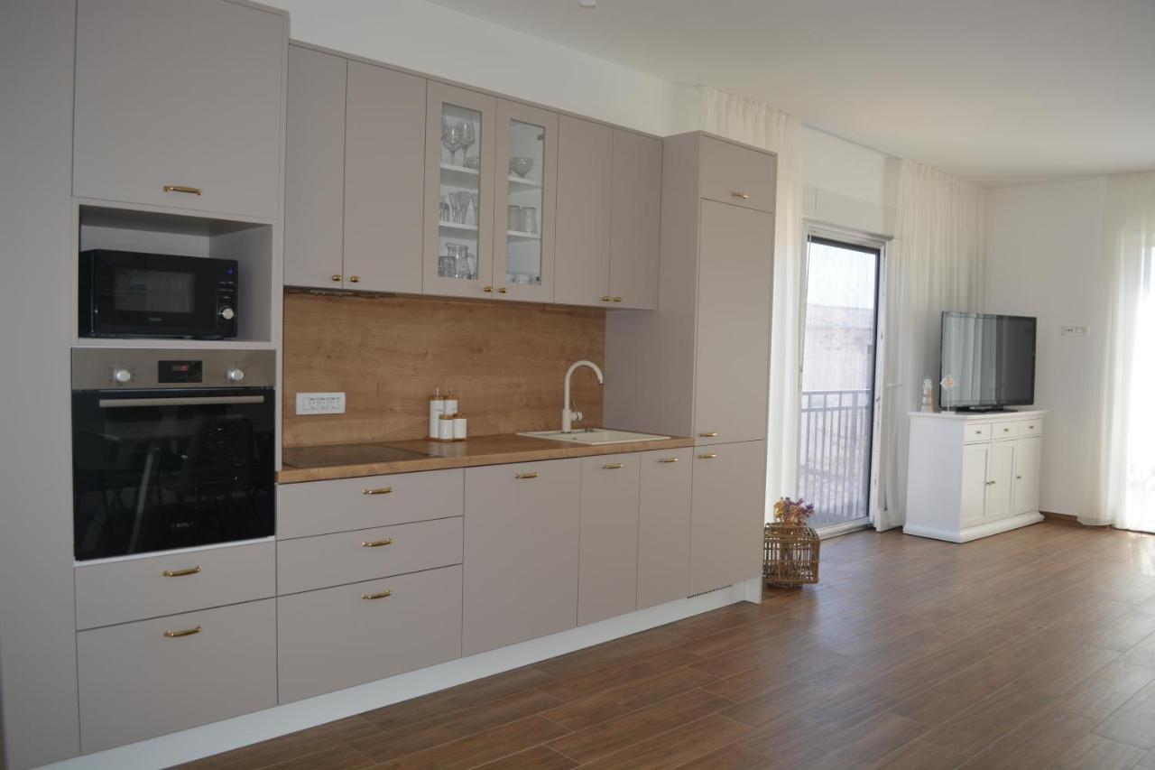 Apartments Antea Đảo Pag Ngoại thất bức ảnh