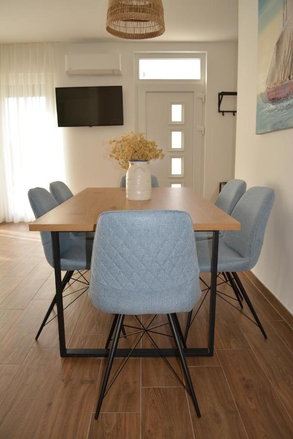 Apartments Antea Đảo Pag Ngoại thất bức ảnh